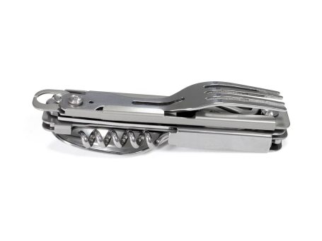 Camping Besteckset mit Gabel, Messer, Löffel und Dosenöffner aus Edelstahl.